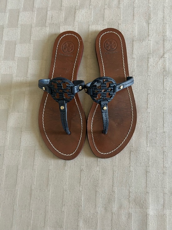 Tory Burch Mini Miller Flat Thong Sandals in Snakeskin Dark Navy main image 12